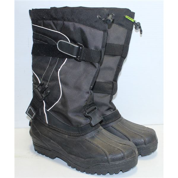 NEW UNUSED SIZE 11 HIGH SHAFT WINTER BOOTS