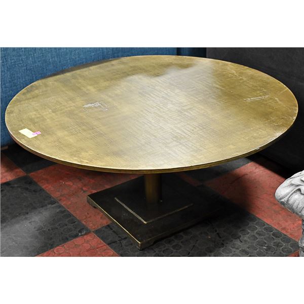 SHOWHOME ROUND COFFEE TABLE W/ ERGONOMICAL DESIGN