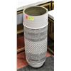 Image 1 : SHOWHOME GREY VASE W/ GEONOMICAL DESIGN