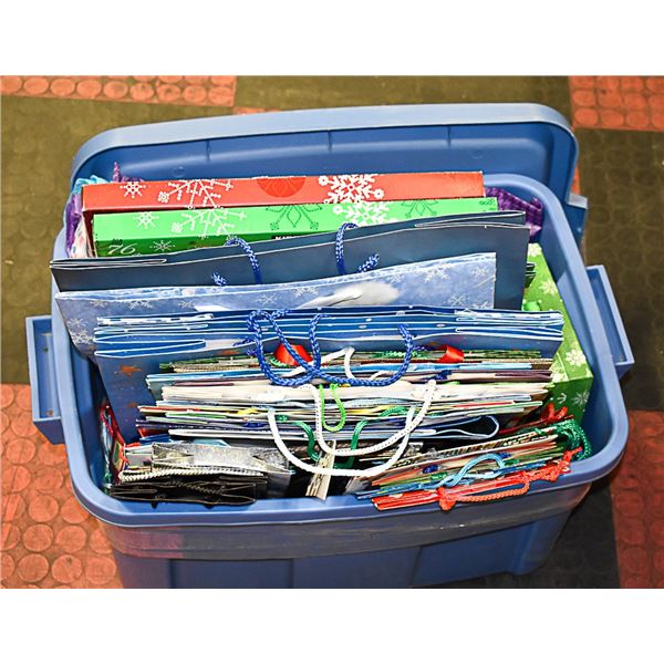 GIFT BAGS/GIFT WRAP LOT IN LARGE TOTE