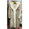Image 1 : FULL LENGTH FUR COAT WITH HOOD