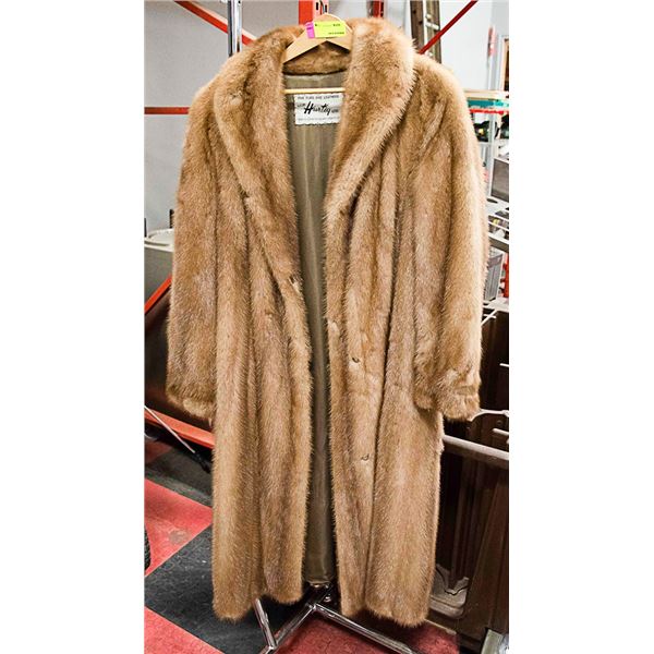 HURTIQ LTD. FUR COAT