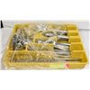 Image 1 : BOX OF CUTLERY