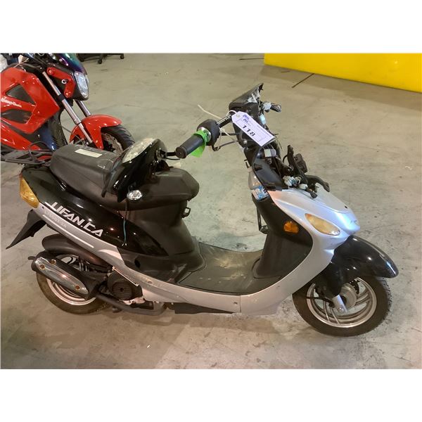 LIFAN LF50QT-2A GAS POWERED SCOOTER, NO REGISTRATION, WORKING CONDITION UNKNOWN