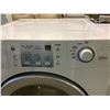 Image 2 : INGLIS WASHER VISIBLE DAMAGE MODEL #IFW7200TW