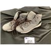 Image 1 : BRAND NEW COLUMBIA , MENS HIKING BOOTS SIZE 11