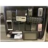 Image 2 : ASSORTED TABLETS AND PHONES FOR PARTS OR REPAIR