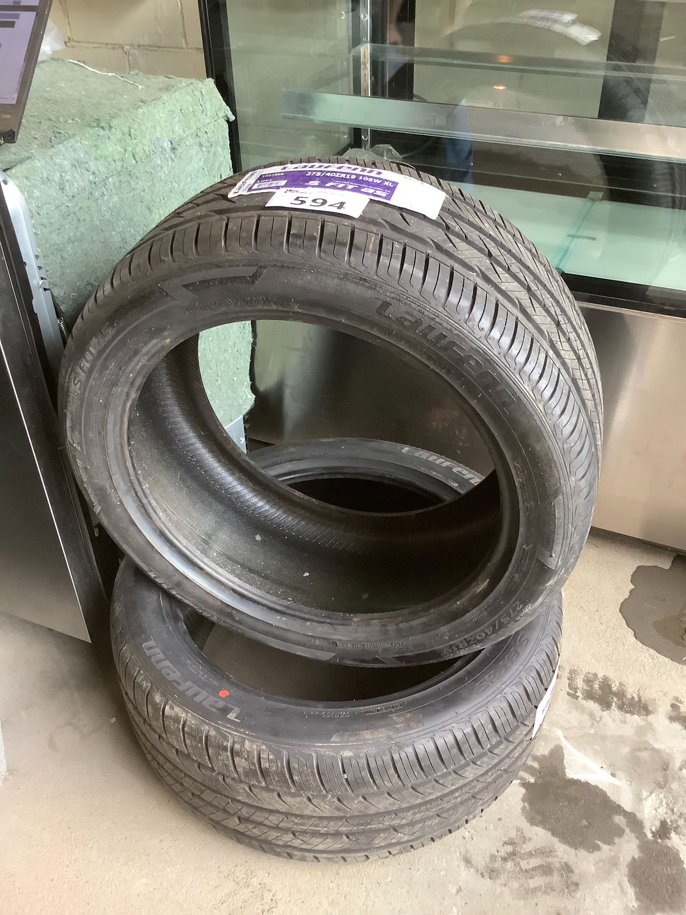 SET OF 2 NEW LAUFENN 275/40R19 S FIT AS TIRES