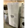 Image 1 : FRIGIDAIRE STANDING FREEZER MODEL FFFH20F3WW0
