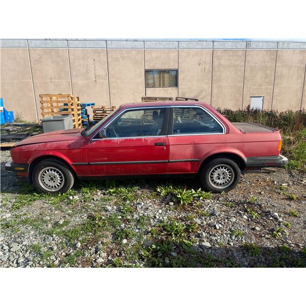 1986 BMW 325E, 2DRCP, RED, GAS, MANUAL, VIN#WBAA85402G9675860, 327,565KMS, RD,CD,SR, FADED
