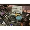 Image 3 : SHELF OF ASSORTED TOOLS