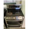 Image 1 : LG ELECTRIC RANGE STOVE WITH DOUBLE OVEN (1 CONVECTION)