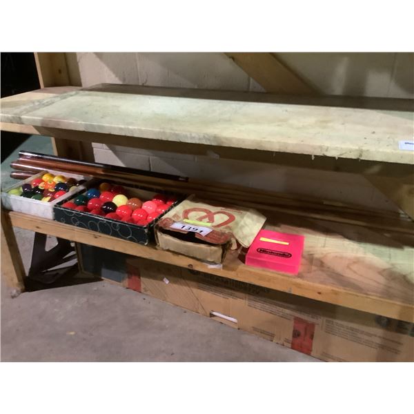 POOL BALLS, POOL CUES, HORSESHOES AND MORE