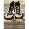 Image 2 : JORDAN SIZE 6.5Y SHOES