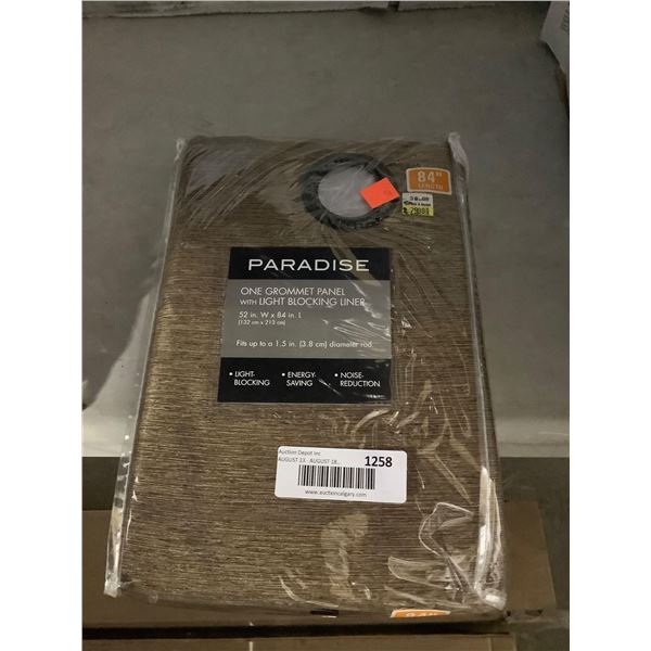 Paradise One Grommet Panel (52in x 84in)