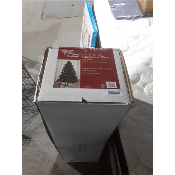 Winter Wonderland 6.5ft Pre-Lit LED Christmas Tree