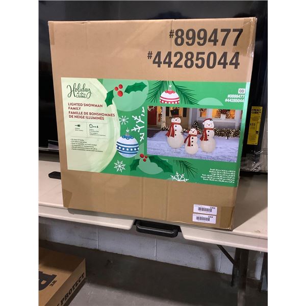 Holiday Living Lighted Snowman Family