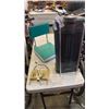 Image 1 : LARGE HEATER WORKING WITH VINTAGE BLEACHER SEAT AND METAL SPRINKLER