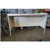 Image 3 : WHITE WORKSTATION - 3 FOOT TALL. 5 FOOT WIDE, 30 INCHES DEEP
