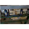 Image 3 : HYDRAULIC PRESS WITH TWO 6 TON JACKS AND TWO 20 TON JACKS