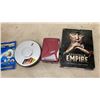 Image 2 : SCRUBTASTIC CORDLESS SCRUBBER WIT WALKMAN, DISCMAN AND DVD SET