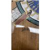 Image 8 : FRAMED EGYPTIAN AND HELICOPTER PICTURES
