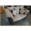 Image 8 : BEIGE AND BROWN MICROFIBER LOVESEAT