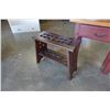 Image 3 : 2 SMALL WOOD ENDTABLES