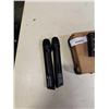 Image 2 : 2 WIRELESS MICROPHONE SYSTEMS