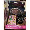 Image 4 : TRAY OF NEW ITEMS, SOLAR BUTTERFLY, EZ COMB, SMOOTH LEGS AND MORE