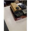 Image 2 : 2 GI JOE VEHICLE TOYS - 1983 TROOP CARRIER AND 1989 JEEP