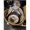 Image 8 : 3 BOXES OF JEWELRY, TRAYS AND GLASSES