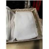 Image 2 : TOTE OF ESTATE TOWELS AND LINENS - APPEAR TO BE AS NEW CONDITION AND HIGH QUALITY