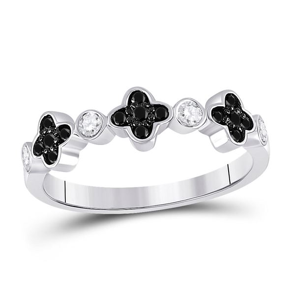 Black Color Enhanced Diamond Clover Band Ring 1/4 Cttw 10kt White Gold