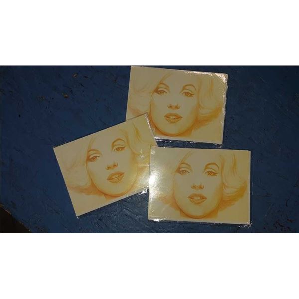 3 new 7 in by 5 in Marilyn Monroe note cards with envelopes