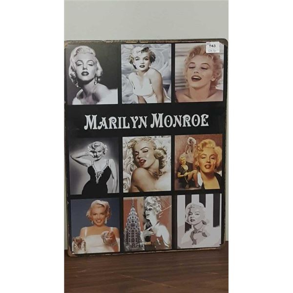 New Marilyn Monroe Metal sign 12 inch by 16 in