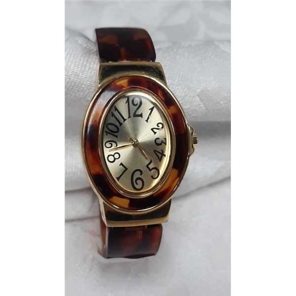 Quartz watch with Japanese movement