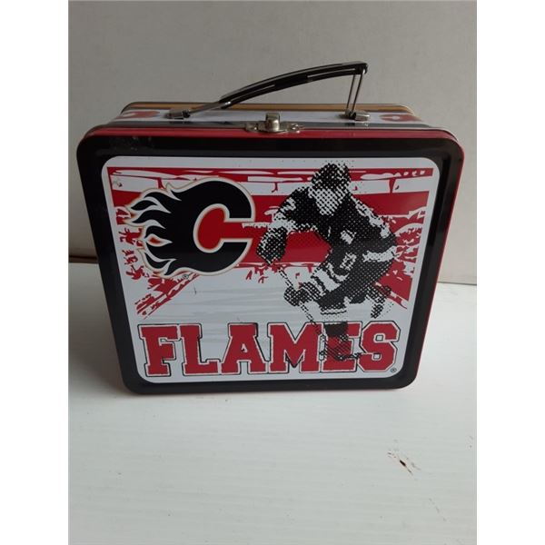 FLAMES LUNCH BOX