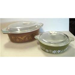 2 Green Pyrex Dishes w/Lids