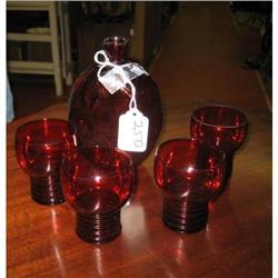 SMALL RUBY RED DECANTER & 4 RUBY RED GLASSES