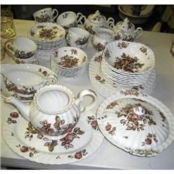 54 JOHNSON BROS DEVON SPRAYS DISH SET