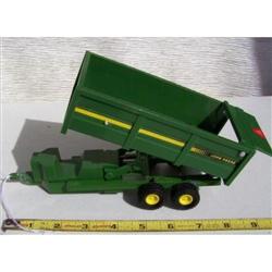 John Deere Grain trailer