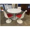 Image 2 : SAARINEN TULIP TABLE AND FOUR CHAIRS MID-CENTURY MODERN