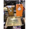 Image 1 : FRAMED PICTURE & 2 TABLE LAMPS