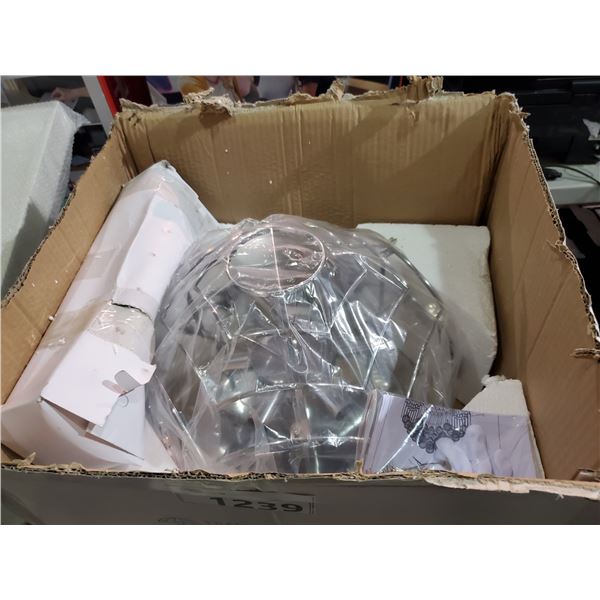 ECOCLEAN CHROME LIGHT FIXTURE