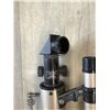 Image 2 : BUSHNELL TELESCOPE WITH TRIPOD