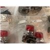 Image 8 : LOT OF ELECTRICAL LIGHT ITEMS