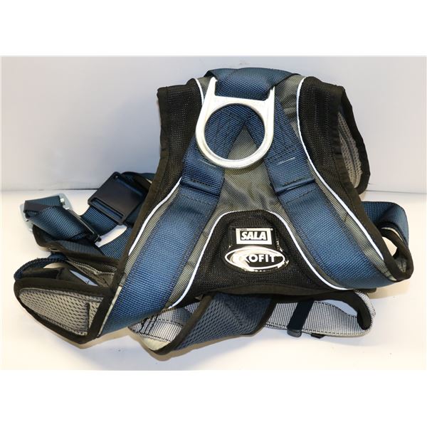 3M DBI SALA EXOFIT VEST STYLE HARNESS SMALL