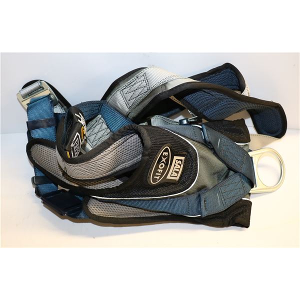3M DBI-SALA EXOFIT VEST-STYLE HARNESS LARGE