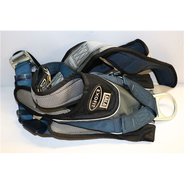 3M DBI-SALA EXOFIT VEST-STYLE HARNESS LARGE